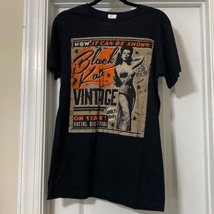 🖤 Black Kat Vintage 🖤 Short sleeve tee